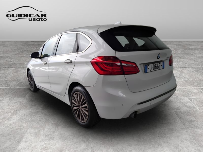 GuidiCar - BMW Serie 2 2017 216d Active Tourer Luxury Usato