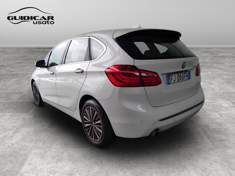 GuidiCar - BMW Serie 2 2017 216d Active Tourer Luxury Usato