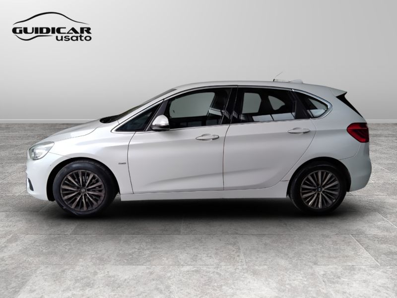 GuidiCar - BMW Serie 2 2017 216d Active Tourer Luxury Usato