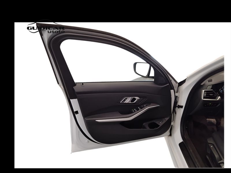 GuidiCar - BMW Serie 3 2021 316d Touring mhev 48V Business Advantage auto Usato