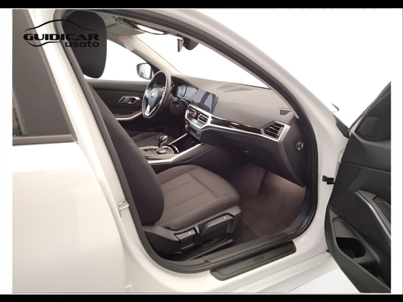 GuidiCar - BMW Serie 3 2021 316d Touring mhev 48V Business Advantage auto Usato