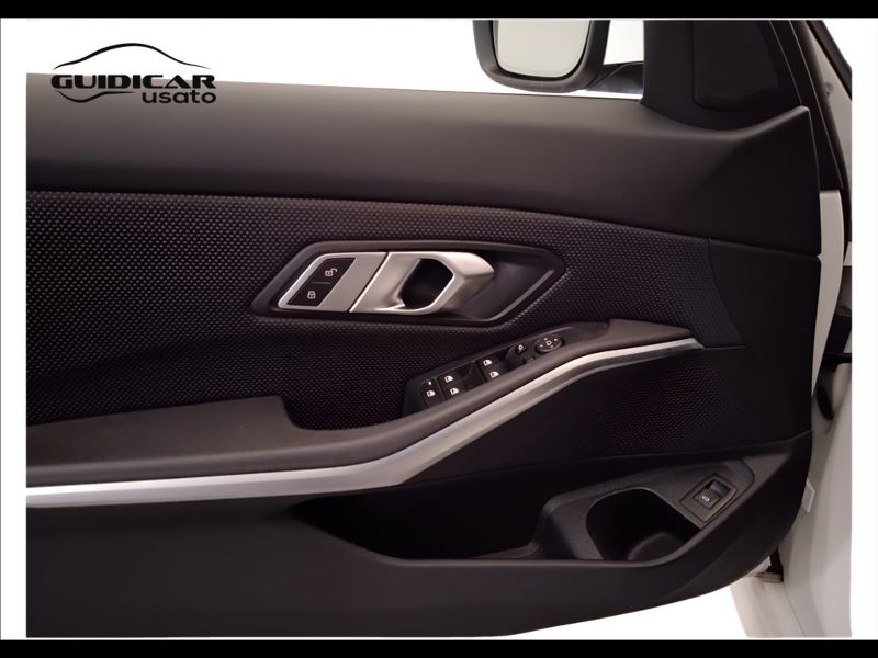 GuidiCar - BMW Serie 3 2021 316d Touring mhev 48V Business Advantage auto Usato