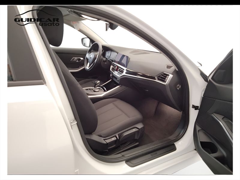 GuidiCar - BMW Serie 3 2021 316d Touring mhev 48V Business Advantage auto Usato