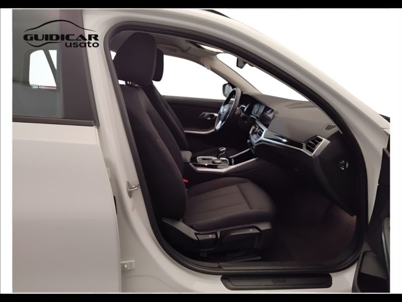 GuidiCar - BMW Serie 3 2021 316d Touring mhev 48V Business Advantage auto Usato