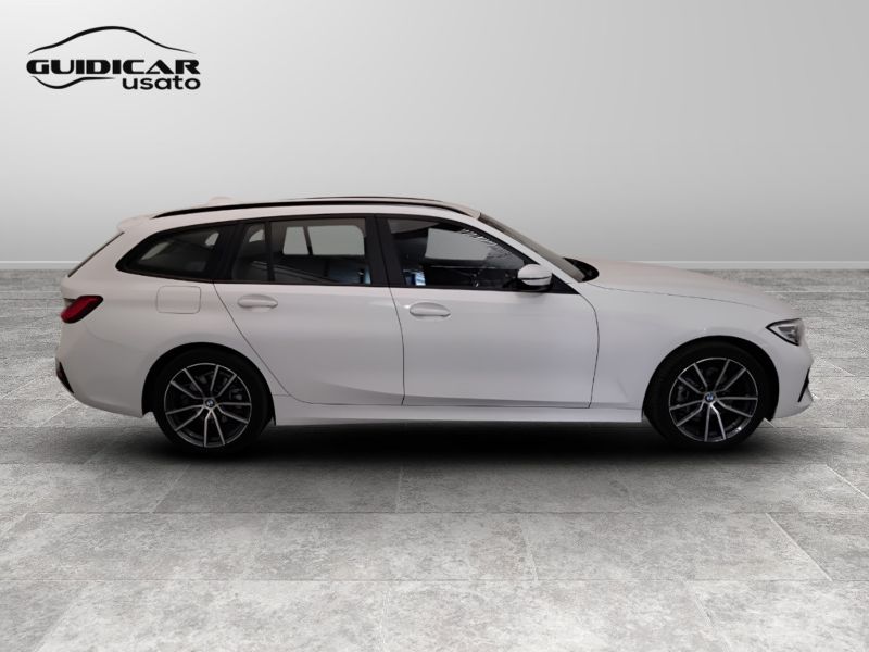 GuidiCar - BMW Serie 3 2021 316d Touring mhev 48V Business Advantage auto Usato