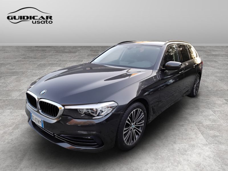 GuidiCar - BMW Serie 5 2020 520d Touring mhev 48V xdrive Luxury auto Usato