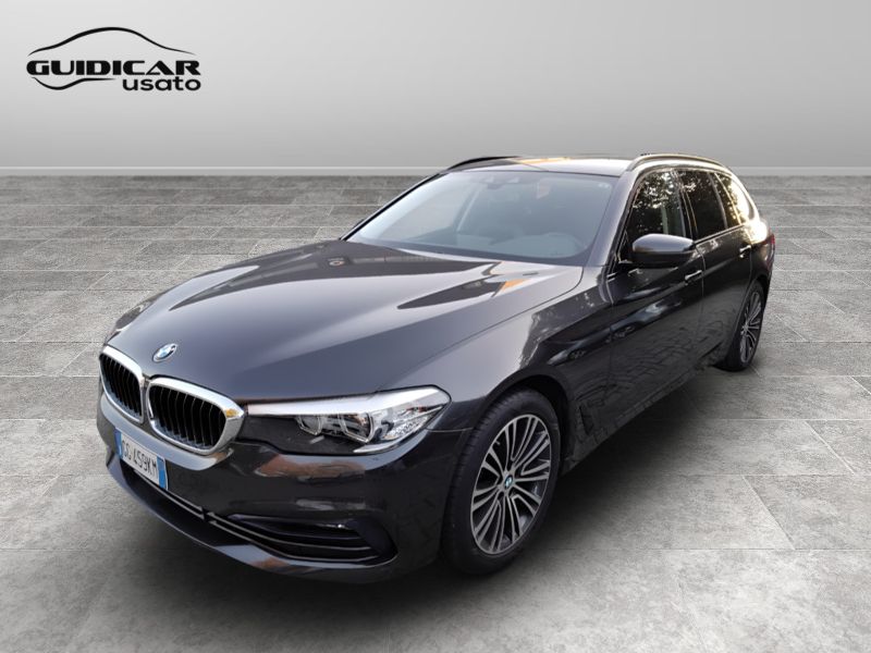 GuidiCar - BMW Serie 5 2020 520d Touring mhev 48V xdrive Luxury auto Usato