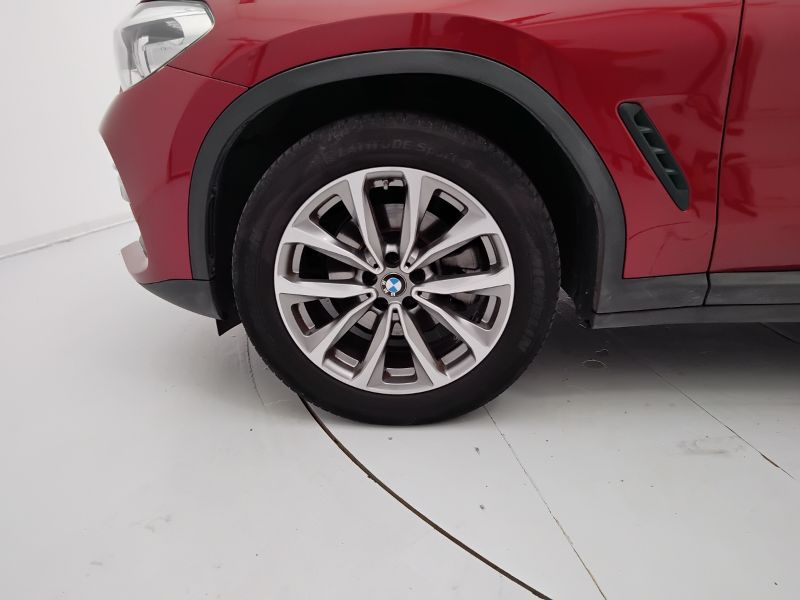 GuidiCar - BMW X4        (G02/F98) X4 xDrive20d xLine