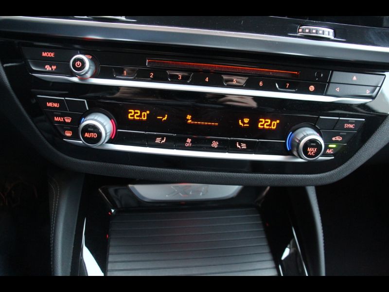 GuidiCar - BMW X4        (G02/F98) X4 xDrive20d xLine