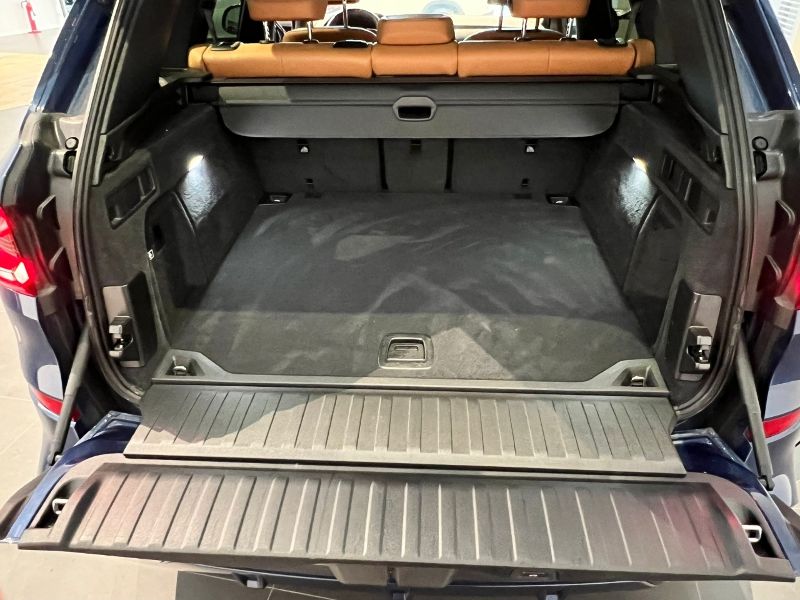 GuidiCar - BMW X5        (G05/F95) X5 xDrive30d Msport