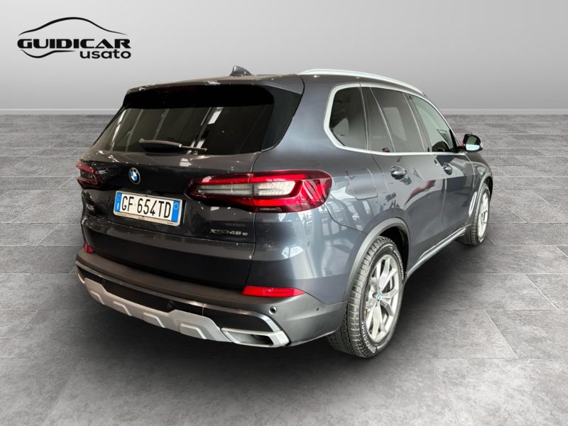 GuidiCar - BMW X5 2021 X5 xdrive45e xLine auto Usato