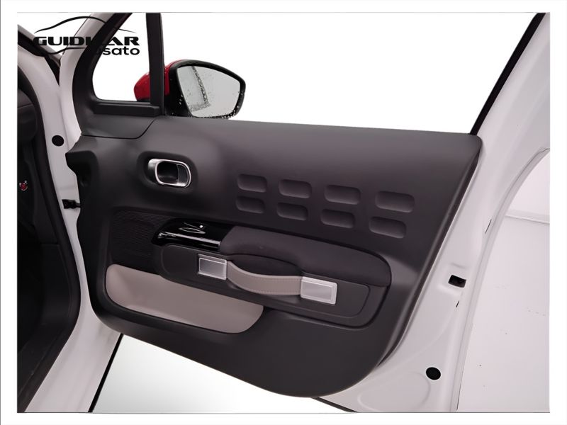 GuidiCar - CITROEN C3 2020 C3 1.2 puretech Shine s&s 83cv my18 Usato