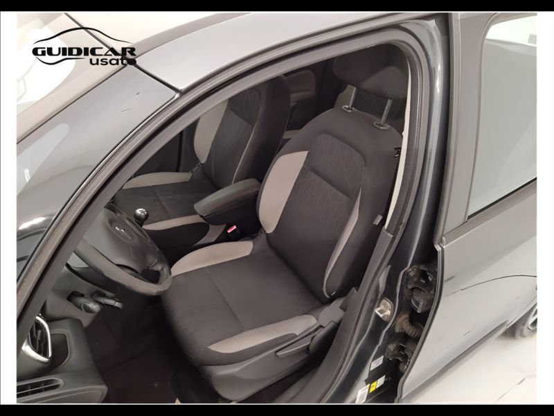 GuidiCar - CITROEN C3 Picasso 2015 C3 Picasso 1.6 hdi 16v Exclusive FL Usato