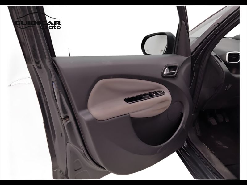 GuidiCar - CITROEN C3 Picasso 2015 C3 Picasso 1.6 hdi 16v Exclusive FL Usato