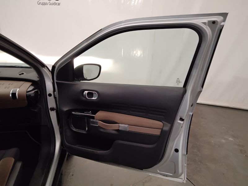 GuidiCar - CITROEN C4 2018 C4 Cactus 1.6 bluehdi Shine s&s 100cv etg6 Usato