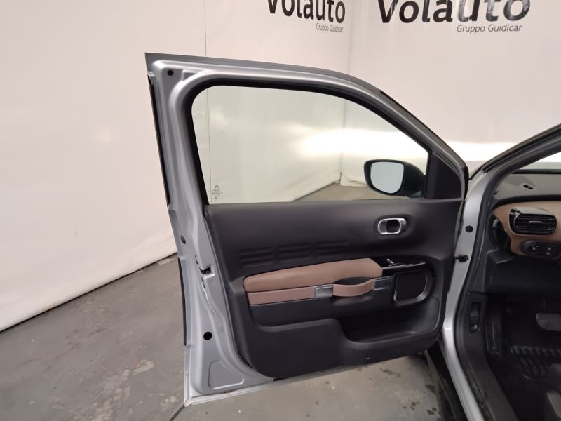 GuidiCar - CITROEN C4 2018 C4 Cactus 1.6 bluehdi Shine s&s 100cv etg6 Usato