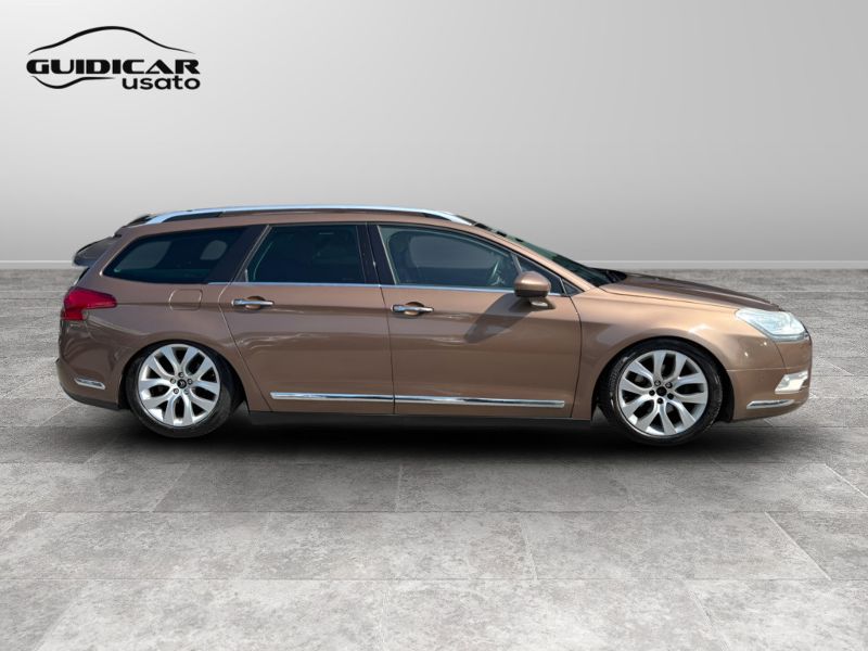 GuidiCar - CITROEN C5 2015 C5 Crosstourer 2.0 hdi Executive 160cv auto Usato