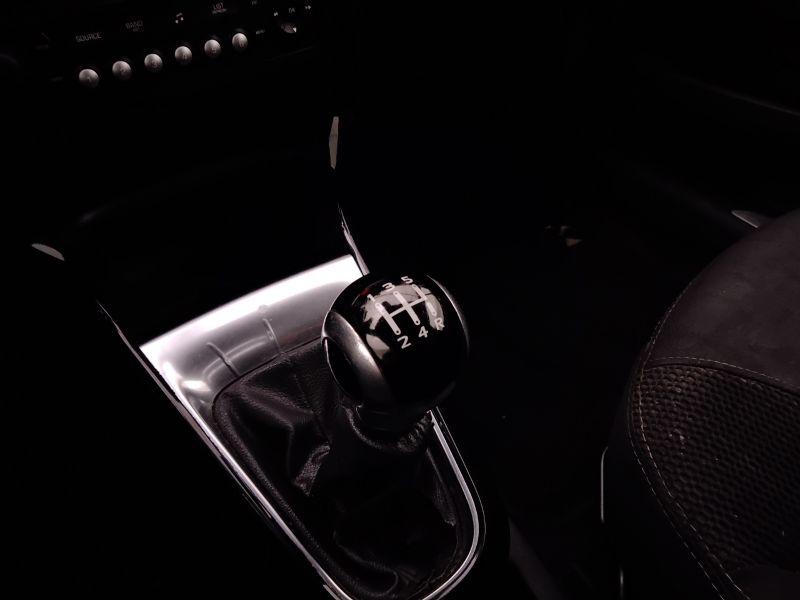 GuidiCar - CITROEN DS3 2011 DS3 1.6 hdi So Chic 92cv Usato