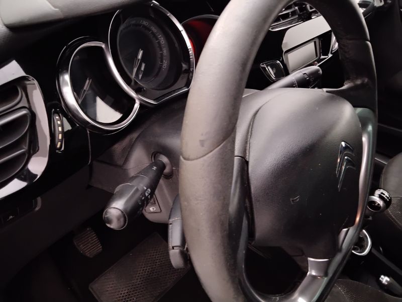 GuidiCar - CITROEN DS3 2011 DS3 1.6 hdi So Chic 92cv Usato
