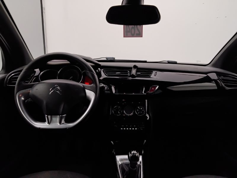 GuidiCar - CITROEN DS3 2011 DS3 1.6 hdi So Chic 92cv Usato