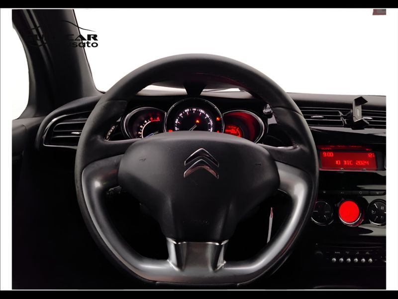 GuidiCar - CITROEN DS3 2011 DS3 1.6 hdi So Chic 92cv Usato