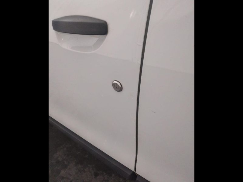 GuidiCar - DACIA Dokker 2018 Dokker 1.5 dci Ambiance s&s 75cv Usato