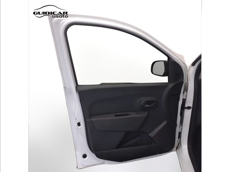 GuidiCar - DACIA Dokker 2018 Dokker 1.5 dci Ambiance s&s 75cv Usato