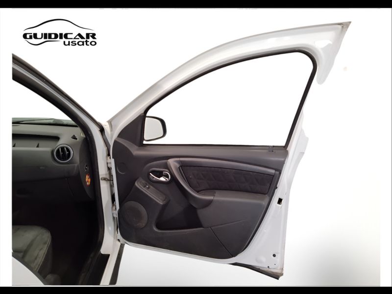GuidiCar - DACIA Duster 2015 Duster 1.5 dci Ambiance 4x2 110cv Usato