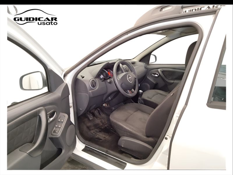 GuidiCar - DACIA Duster 2015 Duster 1.5 dci Ambiance 4x2 110cv Usato