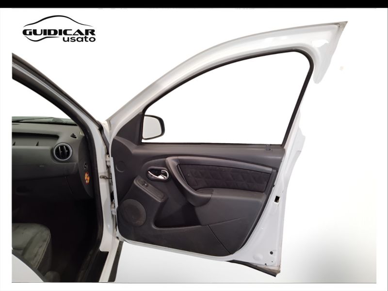 GuidiCar - DACIA Duster 2015 Duster 1.5 dci Ambiance 4x2 110cv Usato