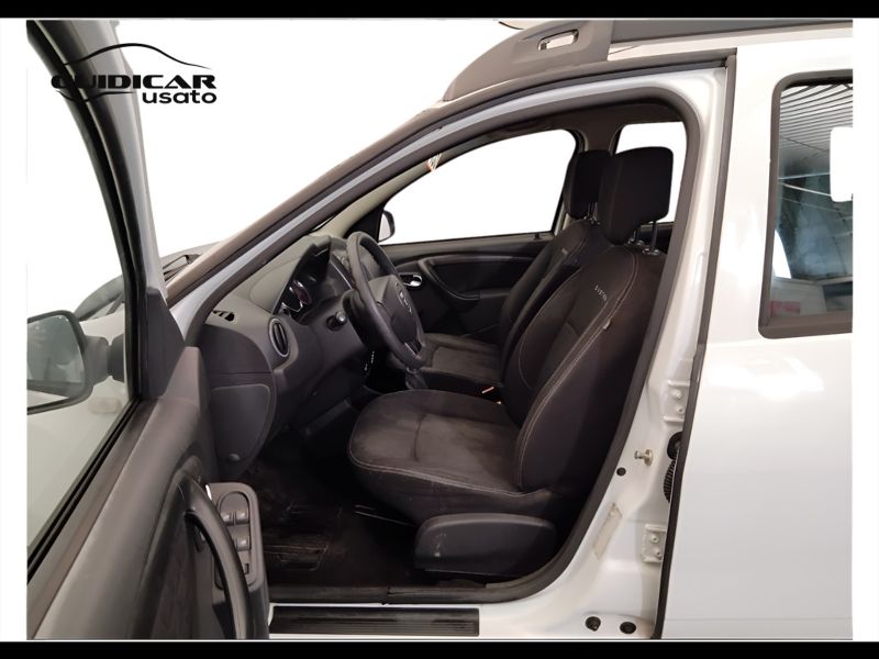 GuidiCar - DACIA Duster 2015 Duster 1.5 dci Ambiance 4x2 110cv Usato