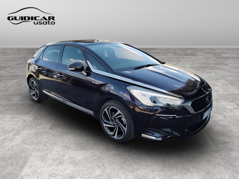 GuidiCar - DS DS5 2016 DS5 1.6 thp So Chic s&s 165cv eat6 Usato