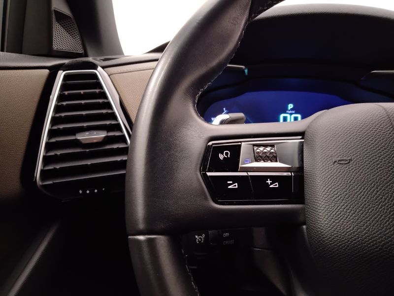 GuidiCar - DS DS7 2021 DS7 Crossback 1.6 e-tense phev Louvre 4x2 auto Usato