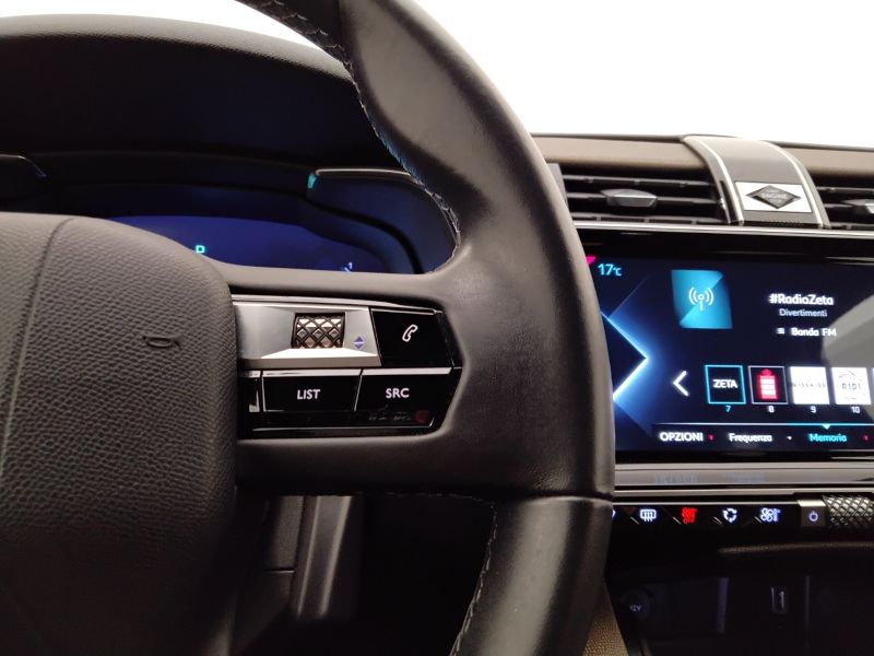 GuidiCar - DS DS7 2021 DS7 Crossback 1.6 e-tense phev Louvre 4x2 auto Usato