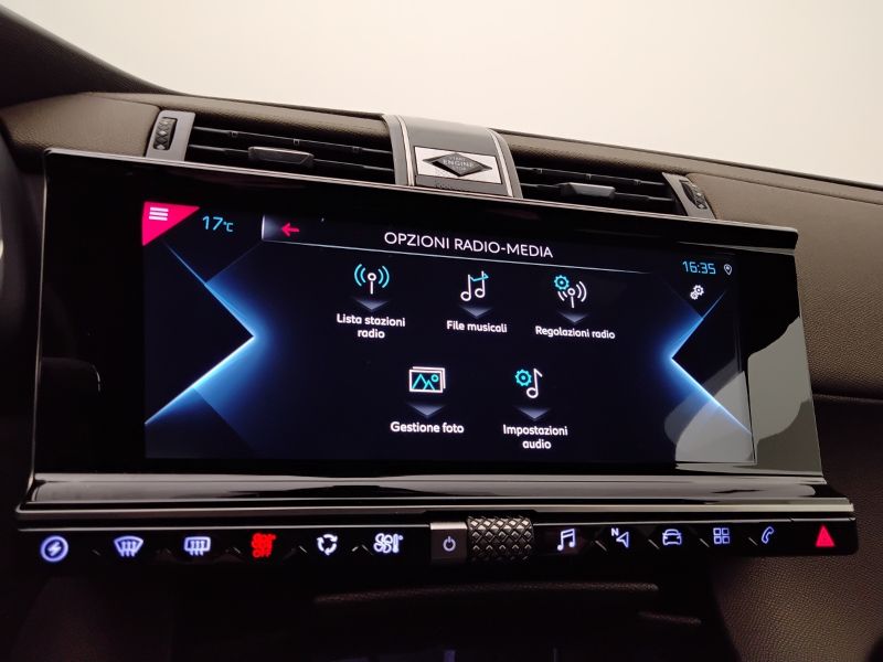 GuidiCar - DS DS7 2021 DS7 Crossback 1.6 e-tense phev Louvre 4x2 auto Usato