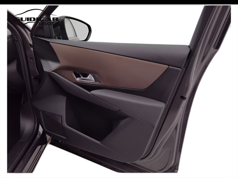 GuidiCar - DS DS7 2021 DS7 Crossback 1.6 e-tense phev Louvre 4x2 auto Usato