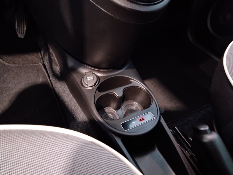 GuidiCar - FIAT 500 2019 500 1.2 Lounge 69cv my20 Usato
