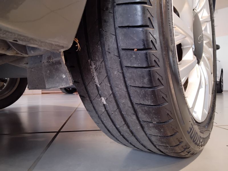 GuidiCar - FIAT 500 2019 500 1.2 Lounge 69cv my20 Usato