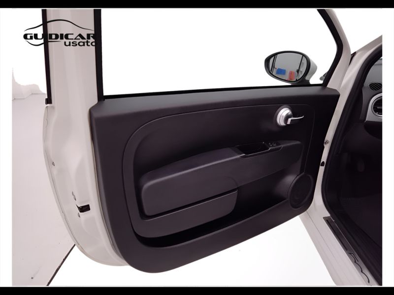 GuidiCar - FIAT 500 2014 500 1.2 Cult 69cv Usato