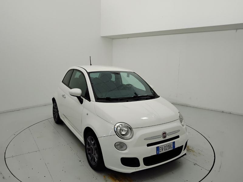GuidiCar - FIAT 500 2014 500 1.2 Cult 69cv Usato