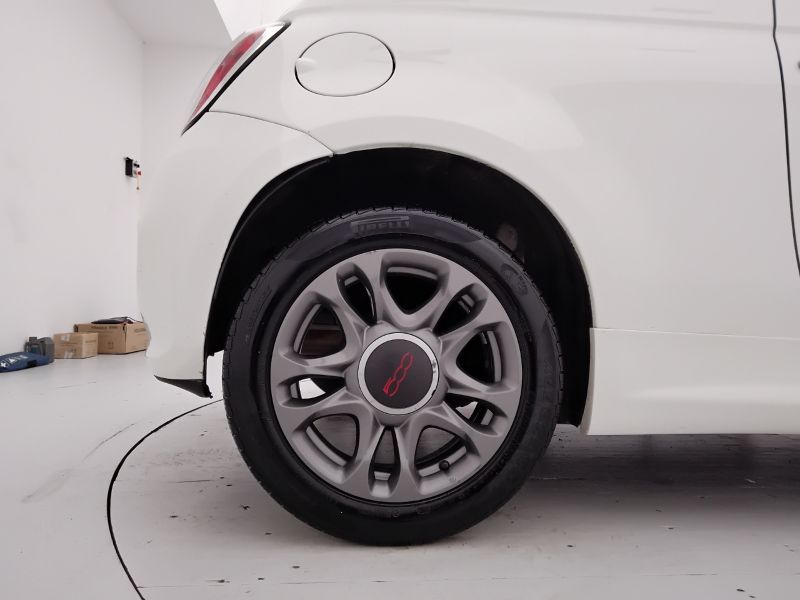 GuidiCar - FIAT 500 2014 500 1.2 Cult 69cv Usato