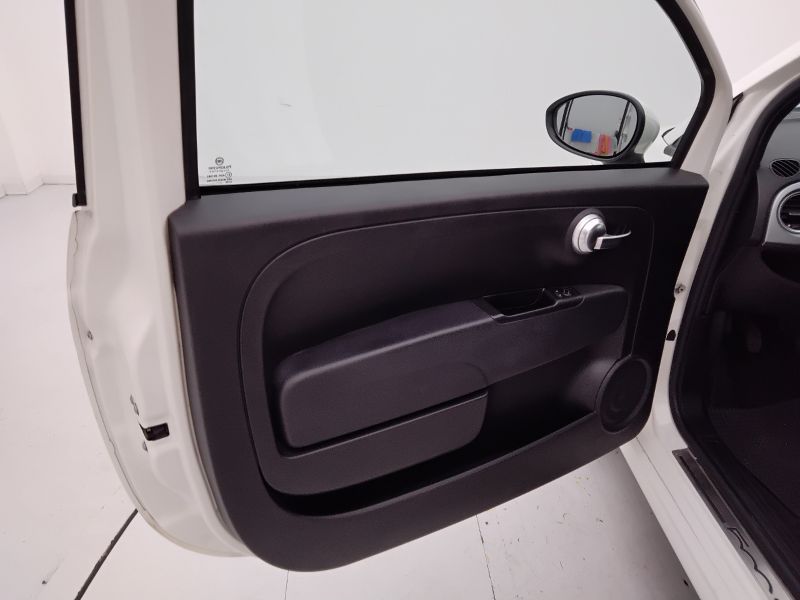 GuidiCar - FIAT 500 2014 500 1.2 Cult 69cv Usato