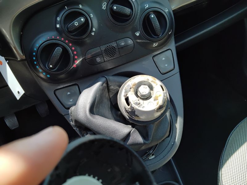 GuidiCar - FIAT 500 2011 500 1.2 Lounge 69cv Usato