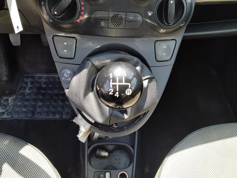 GuidiCar - FIAT 500 2011 500 1.2 Lounge 69cv Usato