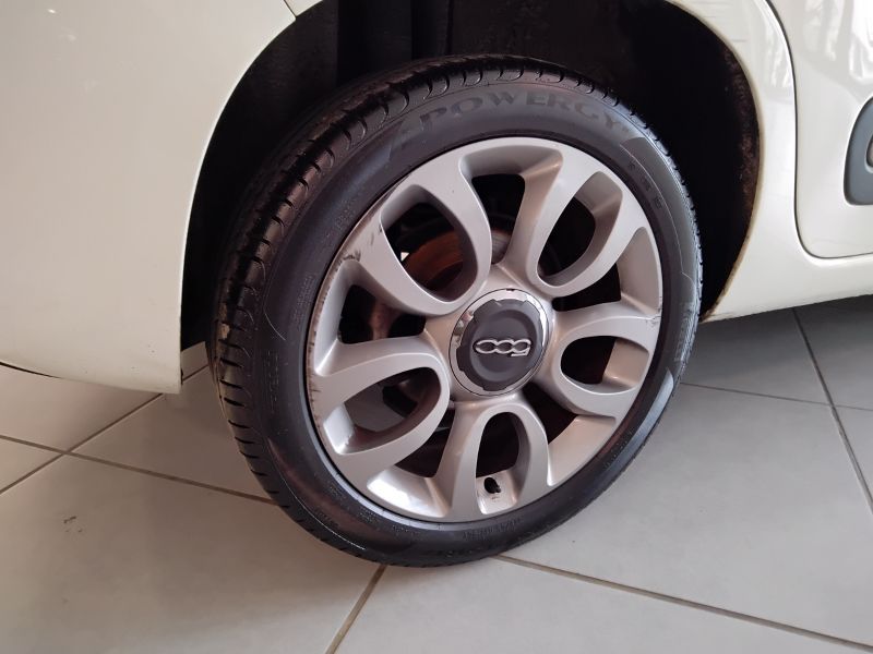 GuidiCar - FIAT 500 L Pro 2015 500 L Pro N1 1.6 mjt 105cv Pop 4p.ti E5+ Usato