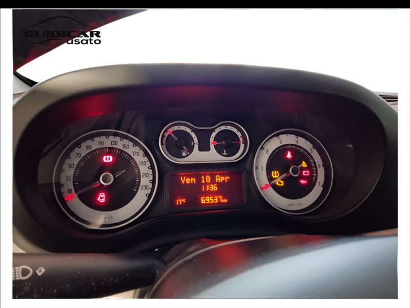 GuidiCar - FIAT 500 L Pro 2015 500 L Pro N1 1.6 mjt 105cv Pop 4p.ti E5+ Usato
