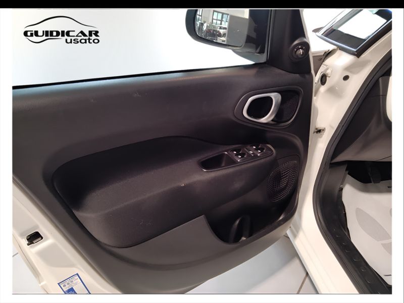 GuidiCar - FIAT 500 L Pro 2015 500 L Pro N1 1.6 mjt 105cv Pop 4p.ti E5+ Usato