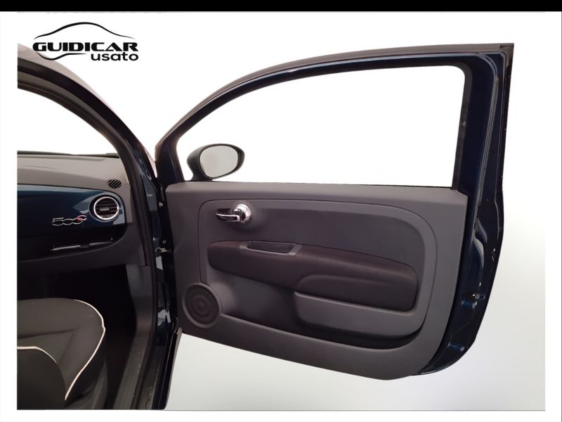 GuidiCar - FIAT 500 2015 500C 1.2 Cult 69cv Usato