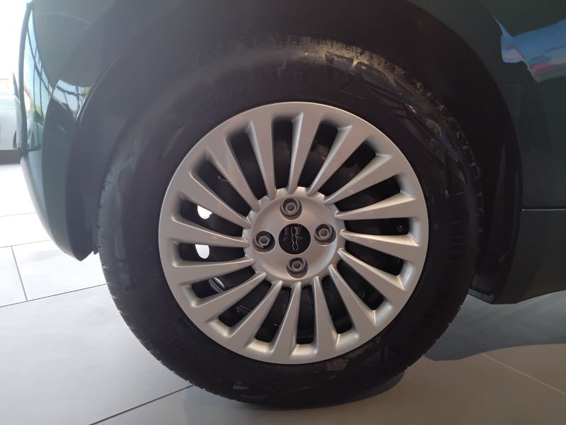 GuidiCar - FIAT 500 2024 500e 42 kWh La Prima Usato