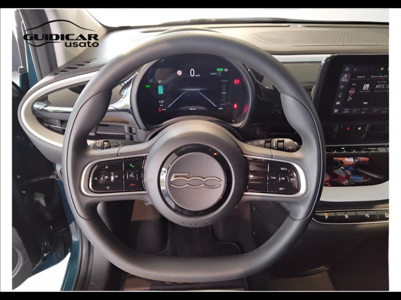 GuidiCar - FIAT 500 2024 500e 42 kWh La Prima Usato